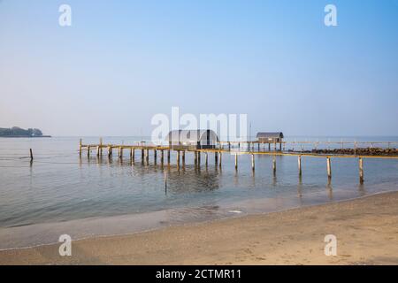 Indien, Kerala, Cochin - Kochi, Vipin Island, chinesische Fischernetze Stockfoto