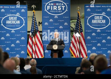 Vizepräsident Pence in Pennsylvania. Vizepräsident Mike Pence spricht am Freitag, den 12. Juni 2020, bei Oberg Industries in Sarver, Pennsylvania. Stockfoto