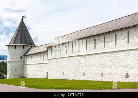 Kasan, Russland – 24. Juni 2017. Südwestlicher Turm des Kasaner Kremls in Kasan, der Hauptstadt von Tatarstan. Stockfoto