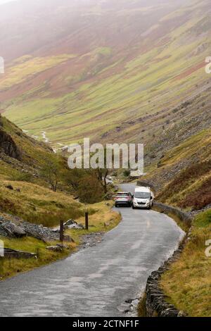 Honister Pass Summit - malerische Bergpassstraße im Lake District, England, Großbritannien Stockfoto