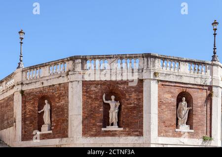 Skulptur vor dem Quirinal, Palazzo del Quirinale Stockfoto