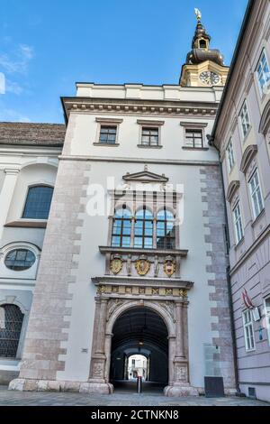 Linz, Österreich – 25. Mai 2017. Eingang zum Landhaus in Linz. Das Renaissance-Gebäude ist heute Sitz des oberösterreichischen parlaments Stockfoto