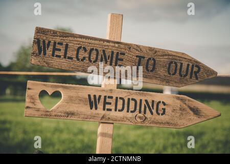 Wunderschönes Hochzeitsdekor Stockfoto