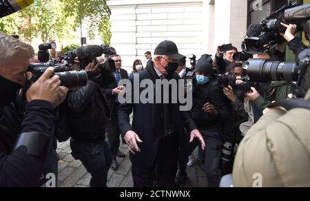Foto Muss Gutgeschrieben Werden ©Alpha Press 079965 24/09/2020 Boris Becker Erscheint am Westminster Magistrate Court in London Stockfoto