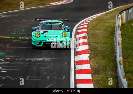 33 Engelhart Christian (ger), Muller Sven (ger), Preining Thomas (pol), Werner Dirk (ger), Falken Motorsport, Porsche 911 GT3 R, Aktion während der 2020 24 Stunden Nürburgring, auf der Nordschleife des Nürburgrings, vom 24. Bis 27. September 2020 in Nürnberg - Foto Joao Filipe / DPPI Credit: Lm/DPPI/Joao Filipe/Alamy Live News Stockfoto