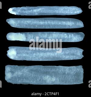 Hochauflösende abstrakte weiße Aquarelllinien auf schwarzem Hintergrund für Ihr Projekt Stockfoto