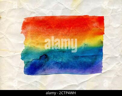Sieben regenbogenfarbene Aquarellstriche auf weißem Papierhintergrund Stockfoto