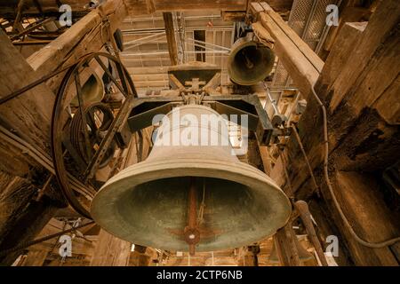 campanas en el campanario del siglo XV, Catedral de Mallorca , siglo XIII, Monumento Histórico-artístico, Palma, mallorca, islas baleares, españa, eu Stockfoto