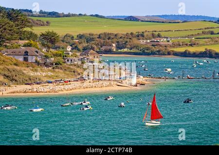 Rock Village Waterfront am Fluss Camel Mündung, North Cornwall, England. Stockfoto