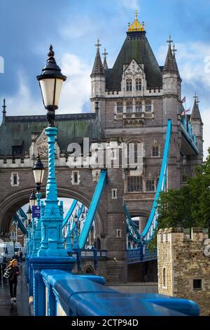 Blick auf die Tower Bridge London England Großbritannien Stockfoto