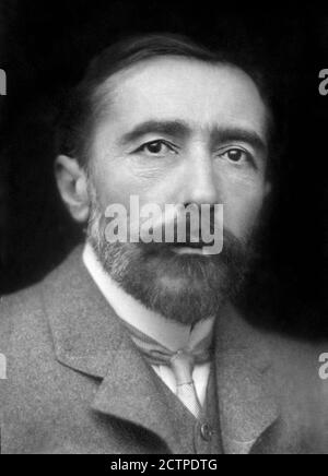 Joseph Conrad. Porträt des polnisch-britischen Schriftstellers Józef Teodor Konrad Korzeniowski (1857-1924) von George Charles Beresford, 1904 Stockfoto