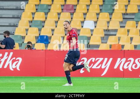 Bielsko Biala, Polen. September 2020. Andrea Staskova aus Tschechien feiert ein Tor während des UEFA Women's EURO 2021 Qualifying matches zwischen Polen und Tschechien im Bielsko-Biala City Stadium. (Endstand; Polen 0:2 Tschechische Republik) Credit: SOPA Images Limited/Alamy Live News Stockfoto