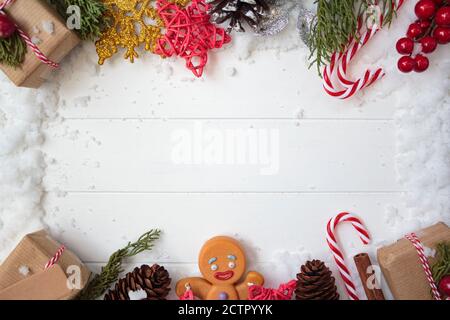 Weihnachten doppelten Umrandung der roten und weißen Kugeln mit