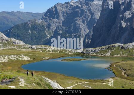 Piani Seen in der Nähe der Antonio Locatelli Hütte im Naturpark Tre Cime in den Sextener Dolomiten, Südtirol, Italien Stockfoto