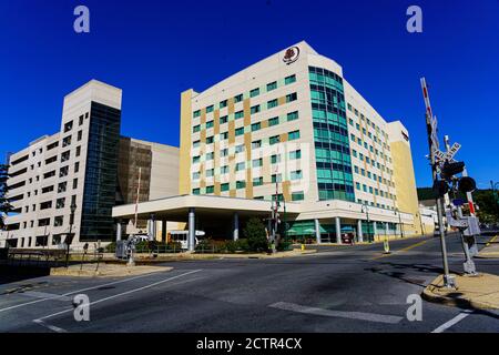 Reading, PA, USA - 19. September 2020: Das Doubletree by Hilton Hotel in der Innenstadt von Reading. Stockfoto