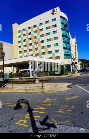 Reading, PA, USA - 19. September 2020: Das Doubletree by Hilton Hotel in der Innenstadt von Reading. Stockfoto