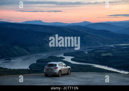 Mazda CX-5 auf einem Berg Stockfoto