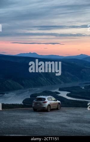 Mazda CX-5 auf einem Berg Stockfoto