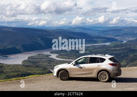Mazda CX-5 auf einem Berg Stockfoto