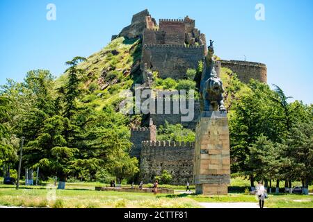 Gori, Georgien - Juni 13 2017: Gori Festung (Goris Tsiche), alte Festung in der Geburtsstadt von Joseph Stalin Stockfoto