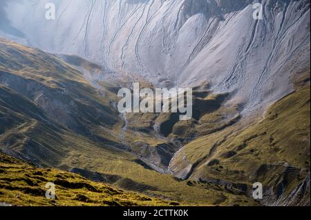 Blick ins wilde Val Plavna Stockfoto