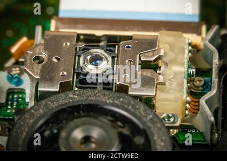 Makrofotografie dvd-Laser-Laufwerk, technische Hintergrund Makro Stockfoto