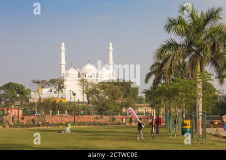 Indien, Uttar Pradesh, Lucknow, Teele Wali Moschee oder Moschee auf dem Hügel, am Grab des Schah Peer Muhammad Stockfoto