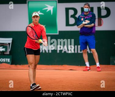 Angelique Kerber aus Deutschland beim Training vor dem Start des Roland Garros 2020, Grand Slam Tennisturnier, Qualifying, am 24. September 202 Stockfoto