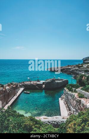 Fantastische Aussicht auf Marina di novaglie in apulien Stockfoto