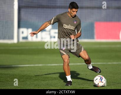 Madrid, Spanien. September 2020. Atlético de Madrid Training im Wanda Metropolitano Stadion, in Madrid am 25. September 2020 Entrenamiento del Atlético de Madrid en el estadio Wanda Metropolitano, en Madrid a 25 de Septiembre de 2020 Luis Suarez POOL/Atletico Madrid/Cordon Quelle: CORDON PRESS/Alamy Live News Stockfoto