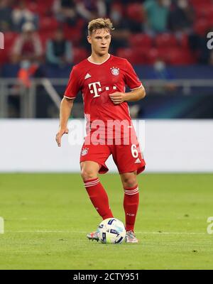 Budapest, Ungarn. 24. Sep, 2020. firo: 24.09.2020 Fuvuball, Fußball UEFA Super Cup 2020 FC Bayern Mvºnchen Muenchen - Sevilla FC 2: 1 NV FCB Joshua Kimmich, Einzelaktion, zur Nutzung weltweit Credit: dpa/Alamy Live News Stockfoto
