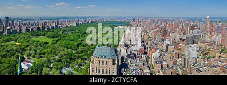 Luftaufnahme einer Stadt, Central Park, Manhattan, New York City, New York State, USA Stockfoto