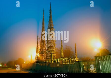 Watts Towers in der Dämmerung, Watts, Los Angeles, Kalifornien, USA Stockfoto