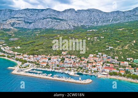 Tucepi Luftaufnahme der Stadt Tucepi an der Makarska riviera. Dalmatien Region von Kroatien Stockfoto