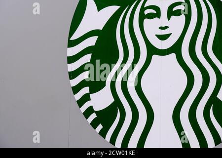 Nahaufnahme Des Starbucks High Street Coffee Chain Business Logos Keine Personen Stockfoto