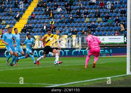 BREDA, Niederlande, 26-09-2020, Fußball, Rat verleghstadion, niederländische Jupiler Liga, Saison 2018/2019, große Chance für NAC Spieler Roger Riera während des Spiels NAC - Jong PSV Stockfoto