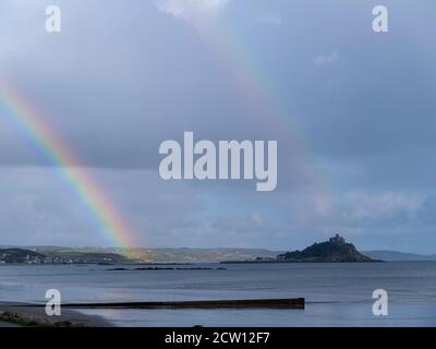 Regenbogen über St.Michaels Mount Mounts Bay Marazion Stockfoto