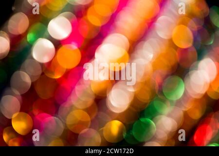 Bunte Bokeh Lichter, abstarkt verschwommener Hintergrund. Stockfoto