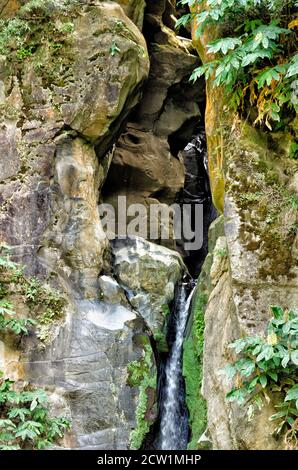 WASSERFALL VON CABRITO Stockfoto