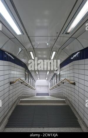 Victoria U-Bahn-Station Tunnel, London, Großbritannien Stockfoto