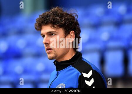 Oldham, Großbritannien. September 2020. OLDHAM, ENGLAND. 26. SEPTEMBER 2020 Oldham's George Blackwood vor dem Sky Bet League 2 Spiel zwischen Oldham Athletic und Crawley Town im Boundary Park, Oldham am Samstag, 26. September 2020. (Kredit: Eddie Garvey - MI News ) Kredit: MI Nachrichten & Sport /Alamy Live Nachrichten Stockfoto