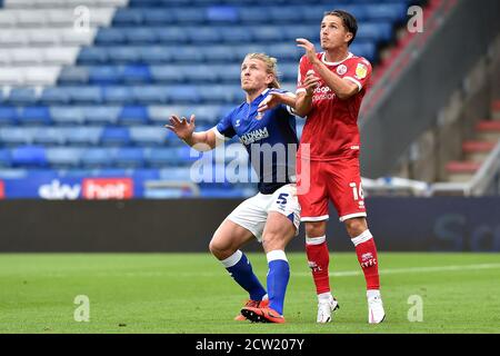 Oldham, Großbritannien. September 2020. OLDHAM, ENGLAND. 26. SEPTEMBER 2020 Oldham Carl Piergianni während des Sky Bet League 2 Spiels zwischen Oldham Athletic und Crawley Town im Boundary Park, Oldham am Samstag, 26. September 2020. (Kredit: Eddie Garvey - MI News ) Kredit: MI Nachrichten & Sport /Alamy Live Nachrichten Stockfoto