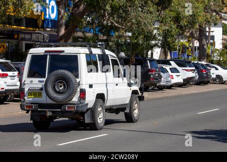 Toyota Land Cruiser Allradantrieb Fahrzeug in Avalon Beach, Sydney, Australien Stockfoto