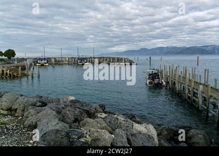 Kaikoura, Kaikoura District/Neuseeland - 22. August 2020: South Bay Harbour, Kaikoura, Südinsel, Neuseeland. Stockfoto