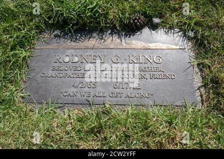 Los Angeles, Kalifornien, USA 24. September 2020 EIN allgemeiner Blick auf die Atmosphäre des Grabes von Rodney King im Forest Lawn Memorial Park am 24. September 2020 in Los Angeles, Kalifornien, USA. Foto von Barry King/Alamy Stockfoto Stockfoto