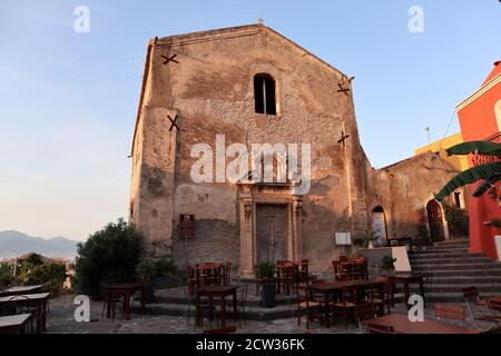 Milazzo - Facciata della Chiesa di San Gaetano all'alba Stockfoto