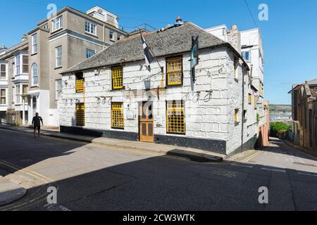 Penzance Pub, Blick auf den Admiral Benbow Pub in der Chapel Street im Zentrum von Penzance, Cornwall, Südwesten Englands, Großbritannien Stockfoto