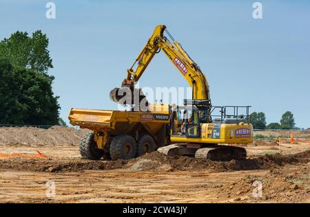 Consructinon einer neuen Straße in Bury St Edmunds, Suffolk, Großbritannien Stockfoto