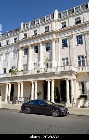 Upper Belgrave Street Stuckterrasse, Belgravia, London, Großbritannien Stockfoto