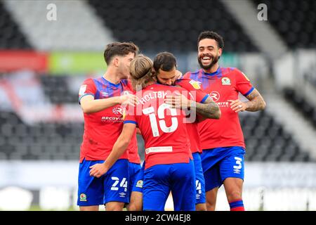 Bradley Johnson (4) von Blackburn Rovers feiert Scoring zu machen IT 2-0 Stockfoto